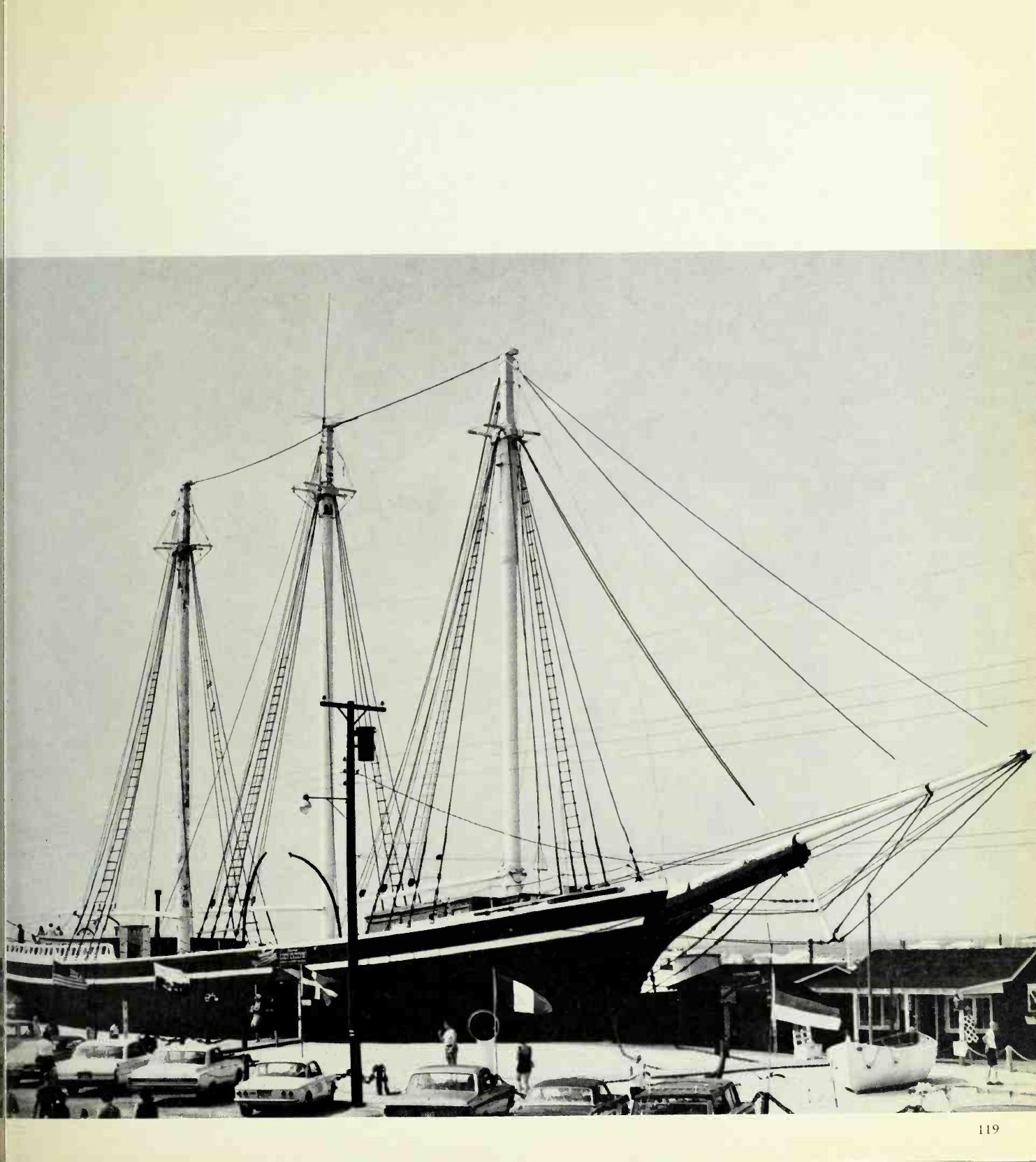 Great Sailing Ships — страница 119