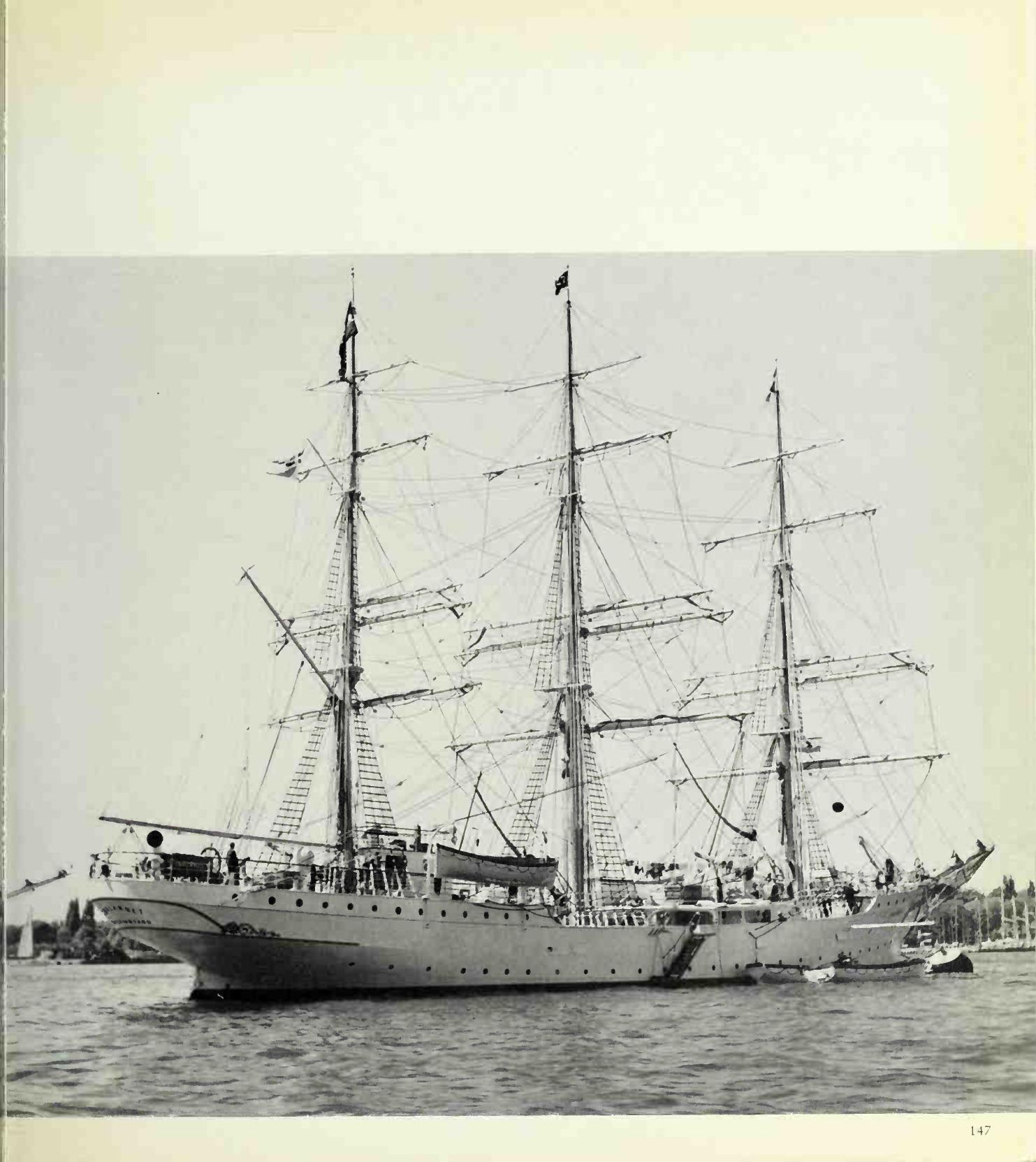 Great Sailing Ships — страница 147