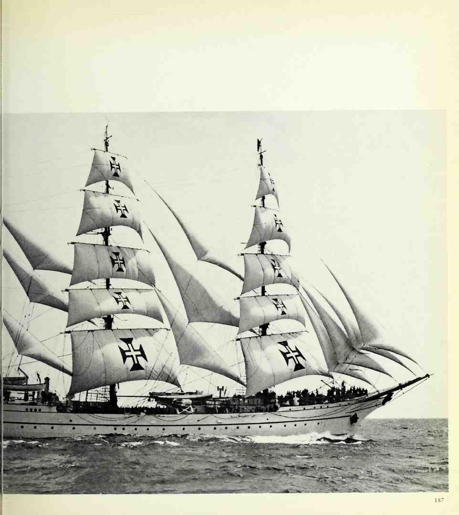 Great Sailing Ships — страница 187